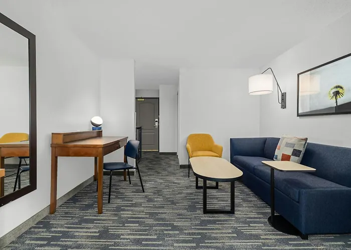 Hotel Express By Marriott 3*