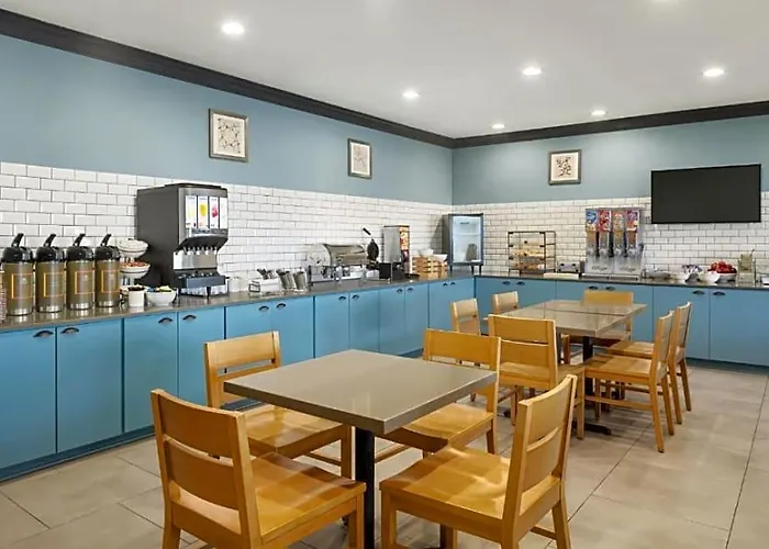 Hotel Express By Marriott Manteno